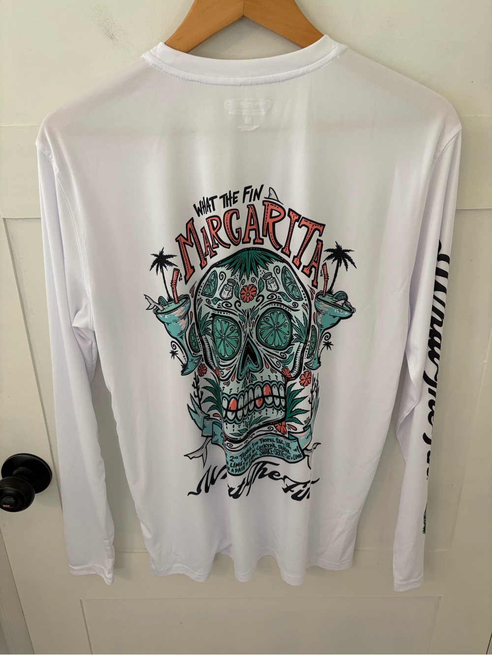 What the Fin Sugar Skull Margarita UPF 50+ Performance Shirt. Size Medium. - Picture 4 of 9